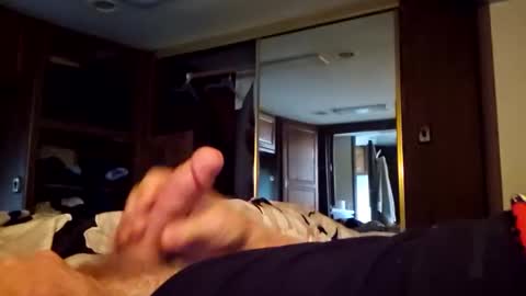 Snapshot of mjolnirandazzarra chatting on 22, 12, 2025 mjolnirandazzarra online show from 22, 12, 2025