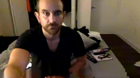 Snapshot of mkmarkets chatting on 21, 11, 2025 Hrny Lat .. online show from 21, 11, 2025