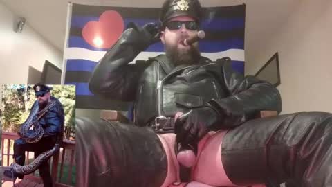 Snapshot of mmazsnake chatting on 11, 1, 2025 SMOKINsnakeEYEZ online show from 11, 1, 2025