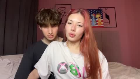 Snapshot of mmkakpoxyi22 chatting on 23, 7, 2026 alice and ray online show from 23, 7, 2026