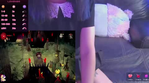 minaDarling online show from 4, 10, 2025