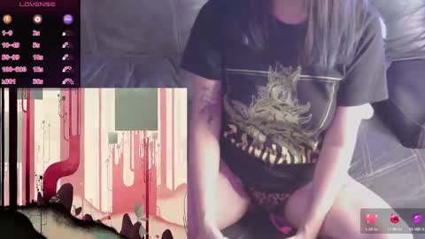 minaDarling online show from 5, 10, 2025