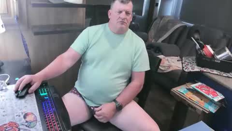 mmmthatsfunnn online show from 26, 5, 2026