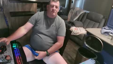 mmmthatsfunnn online show from 27, 5, 2026