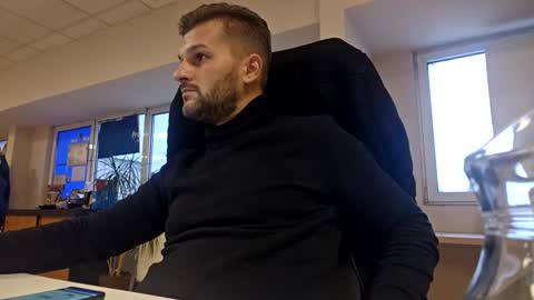 mnew69055770223 online show from 8, 10, 2025