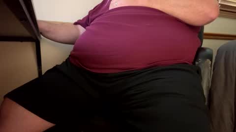 mnguy19726969 online show from 12, 9, 2025