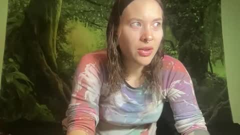 Snapshot of mo0n_goddess chatting on 24, 4, 2026 Misty online show from 24, 4, 2026