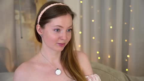 moan_elisa online show from 2, 5, 2026