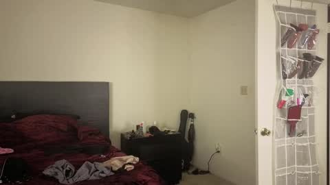 Snapshot of mochamami420 chatting on 17, 10, 2025 NynaStax online show from 17, 10, 2025