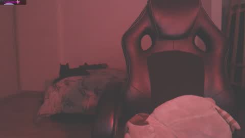 Snapshot of modjo_ chatting on 9, 1, 2025 Modjo online show from 9, 1, 2025