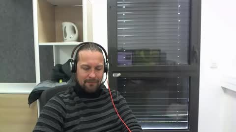 Julien online show from 3, 3, 2026