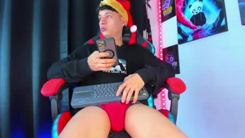 moises_23cm online show from 15, 12, 2024