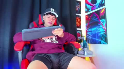 moises_23cm online show from 5, 3, 2025