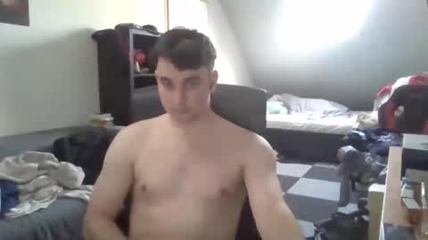 moistbreadstick online show from 24, 4, 2026