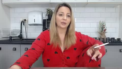 erika online show from 16, 2, 2025