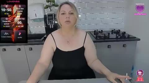 erika online show from 25, 6, 2026