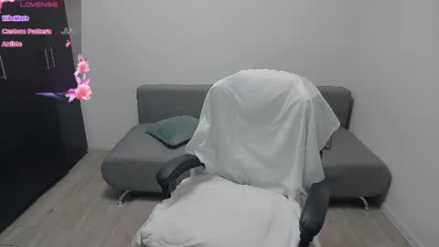 erika online show from 4, 8, 2026
