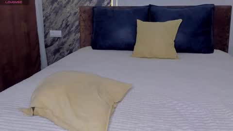 Molly online show from 12, 11, 2025