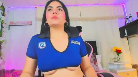 Snapshot of molly_bick chatting on 23, 4, 2026 Molly Bick online show from 23, 4, 2026