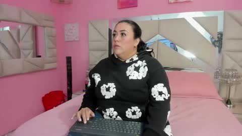 molly_madisson0 online show from 4, 3, 2026