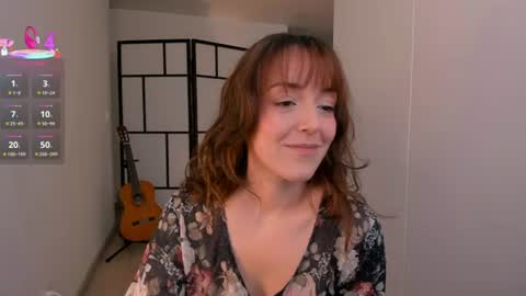   MOLLY   online show from 15, 6, 2026