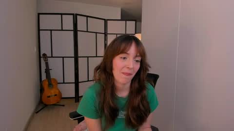   MOLLY   online show from 30, 6, 2026