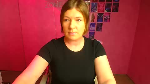 Molly online show from 6, 4, 2026