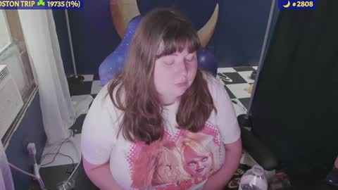Snapshot of molly_moons chatting on 16, 9, 2025 molly_moons online show from 16, 9, 2025