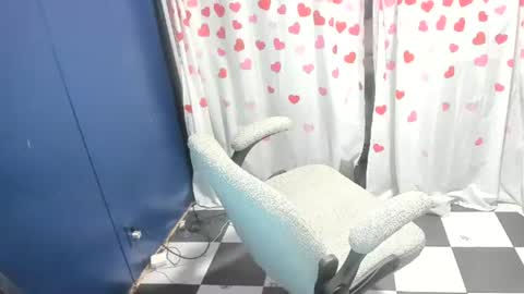 molly_moons online show from 25, 7, 2026