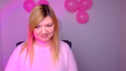 Molly online show from 12, 2, 2025