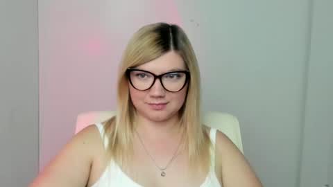 Molly online show from 18, 9, 2025