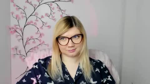 Molly online show from 16, 12, 2025