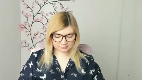 Molly online show from 8, 2, 2026