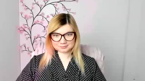 Molly online show from 26, 2, 2026