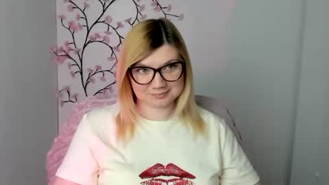 Molly online show from 8, 5, 2026