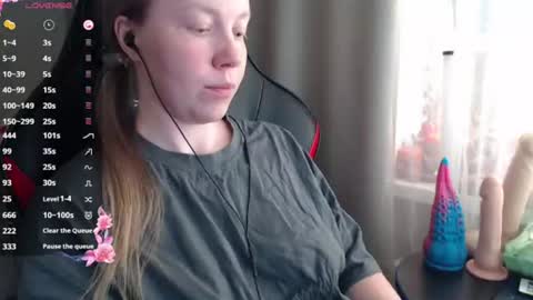 Snapshot of molly_royse chatting on 25, 7, 2026 I have new photos come and see with love Molly online show from 25, 7, 2026