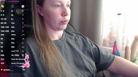 Snapshot of molly_royse chatting on 26, 7, 2026 I have new photos come and see with love Molly online show from 26, 7, 2026