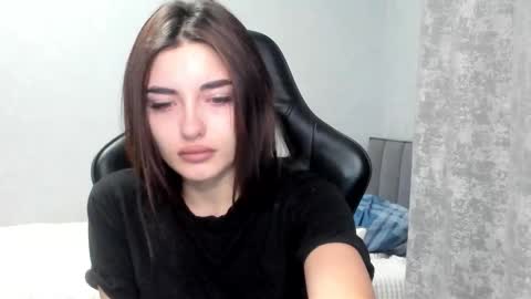 Snapshot of molly_ww chatting on 24, 11, 2025 Molly online show from 24, 11, 2025