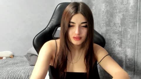 Snapshot of molly_ww chatting on 21, 12, 2025 Molly online show from 21, 12, 2025