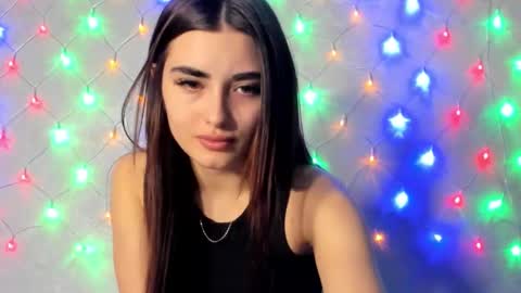 Snapshot of molly_ww chatting on 7, 1, 2026 Molly online show from 7, 1, 2026