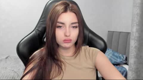 Snapshot of molly_ww chatting on 16, 3, 2026 Molly online show from 16, 3, 2026