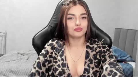 Snapshot of molly_ww chatting on 17, 3, 2026 Molly online show from 17, 3, 2026