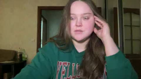 Snapshot of mollyas chatting on 7, 10, 2025 Alice online show from 7, 10, 2025