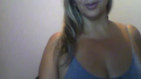 Molly Bunny online show from 10, 7, 2026