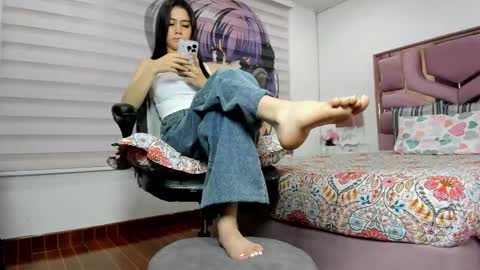 Molly  online show from 12, 9, 2025