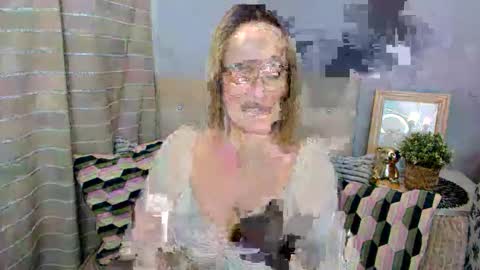 MollyCrazy online show from 6, 2, 2026