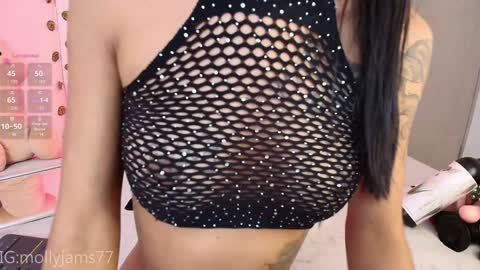 Snapshot of mollyjams77 chatting on 1, 2, 2025 mi ig mollyjams77 online show from 1, 2, 2025