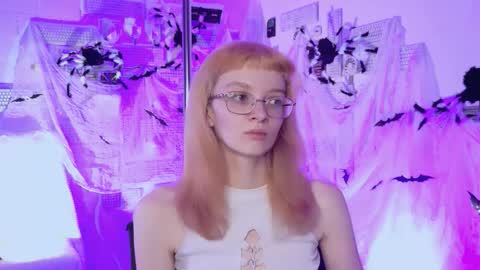 mollyjiggles online show from 22, 10, 2025