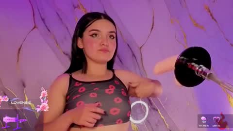 New girl Emily Valentina  Michelle online show from 14, 2, 2026