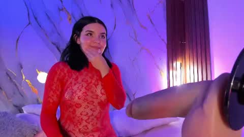 Snapshot of mollylewis18 chatting on 24, 7, 2026 New girl Emily Valentina Michelle online show from 24, 7, 2026